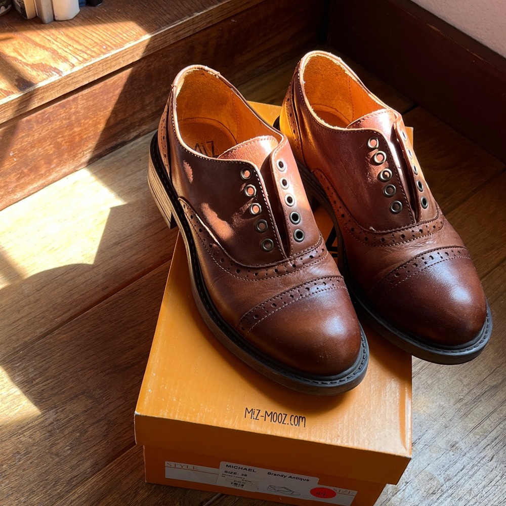 Oxford Miz Mooz Women’s Brown Leather Shoes